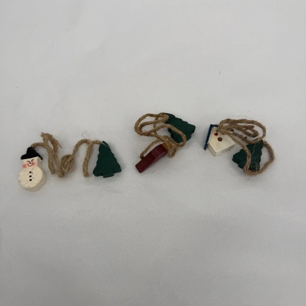 Christmas Wine Gift Bags Burlap Holiday Character Set of 6 with 3 Tie Charms